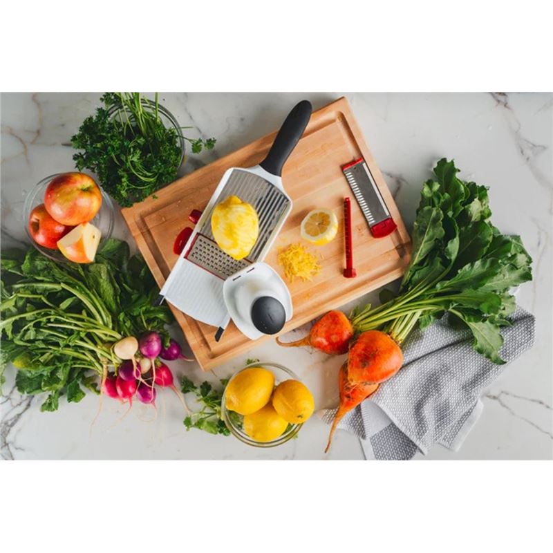 Cuisipro – Surface Guide Technology Mandoline