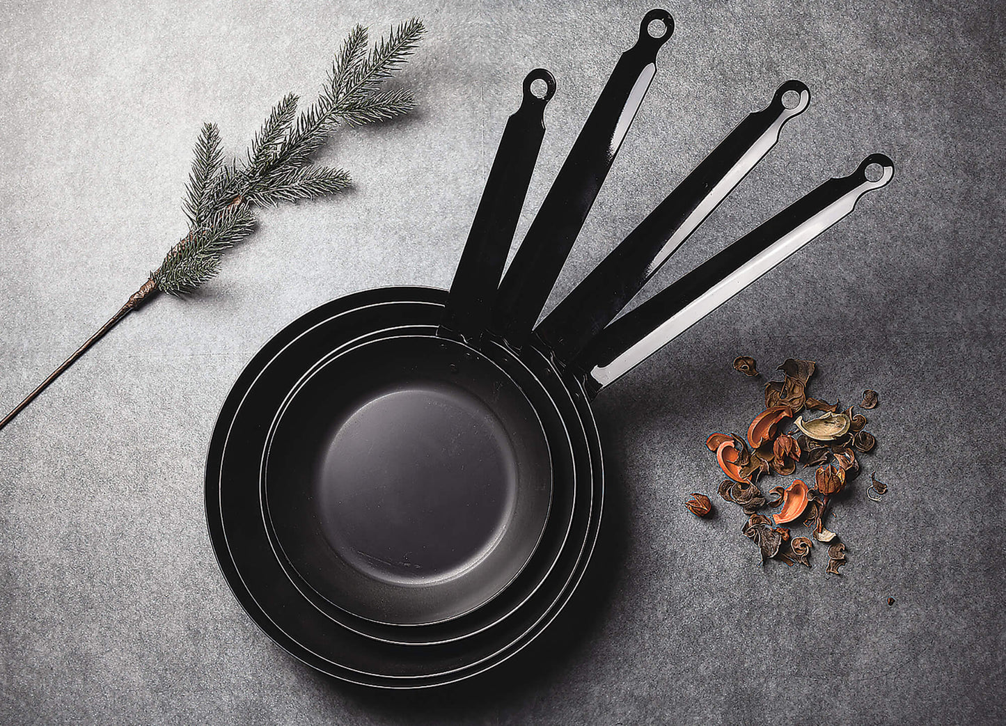 Pearl Life Iron Craftsman Iron Frying Pan - 26cm