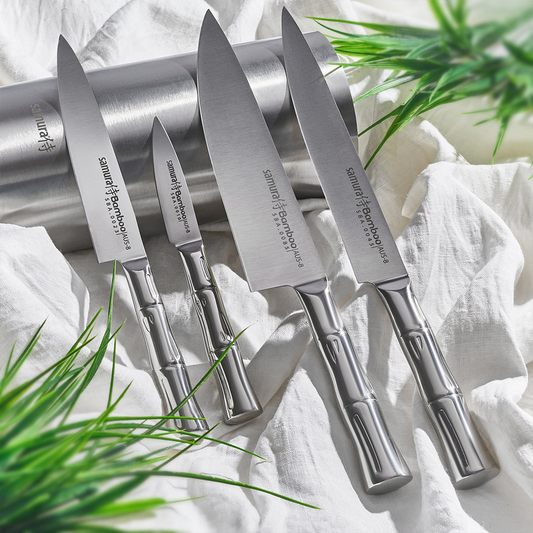 Samura BAMBOO Knife Block Set - Paring Knife, Utility Knife, Slicing Knife, Chef's Knife, Brush Block - Kitchenly
