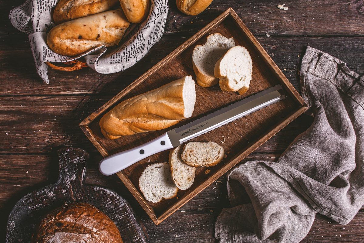 Samura HARAKIRI Knife Set - Utility Knife, Two-sided Saw Knife, Chef's Knife, White Handle, - Kitchenly