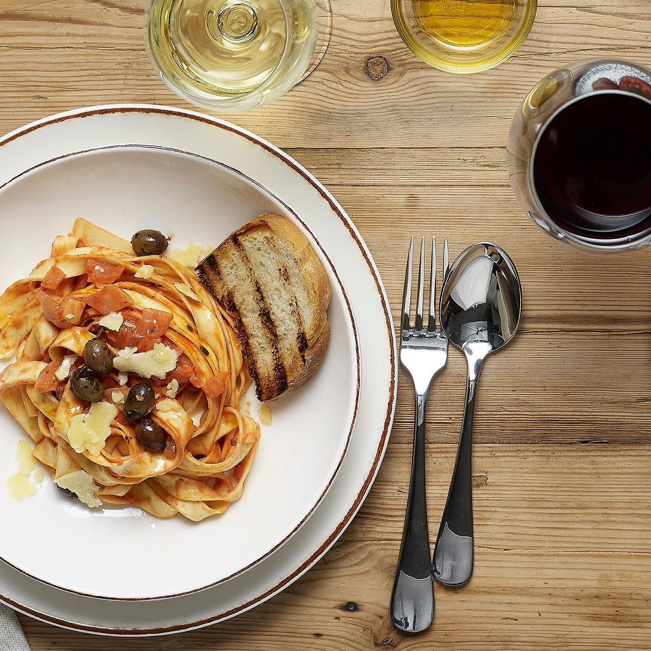 Tablekraft Gable Cutlery Set 32pc