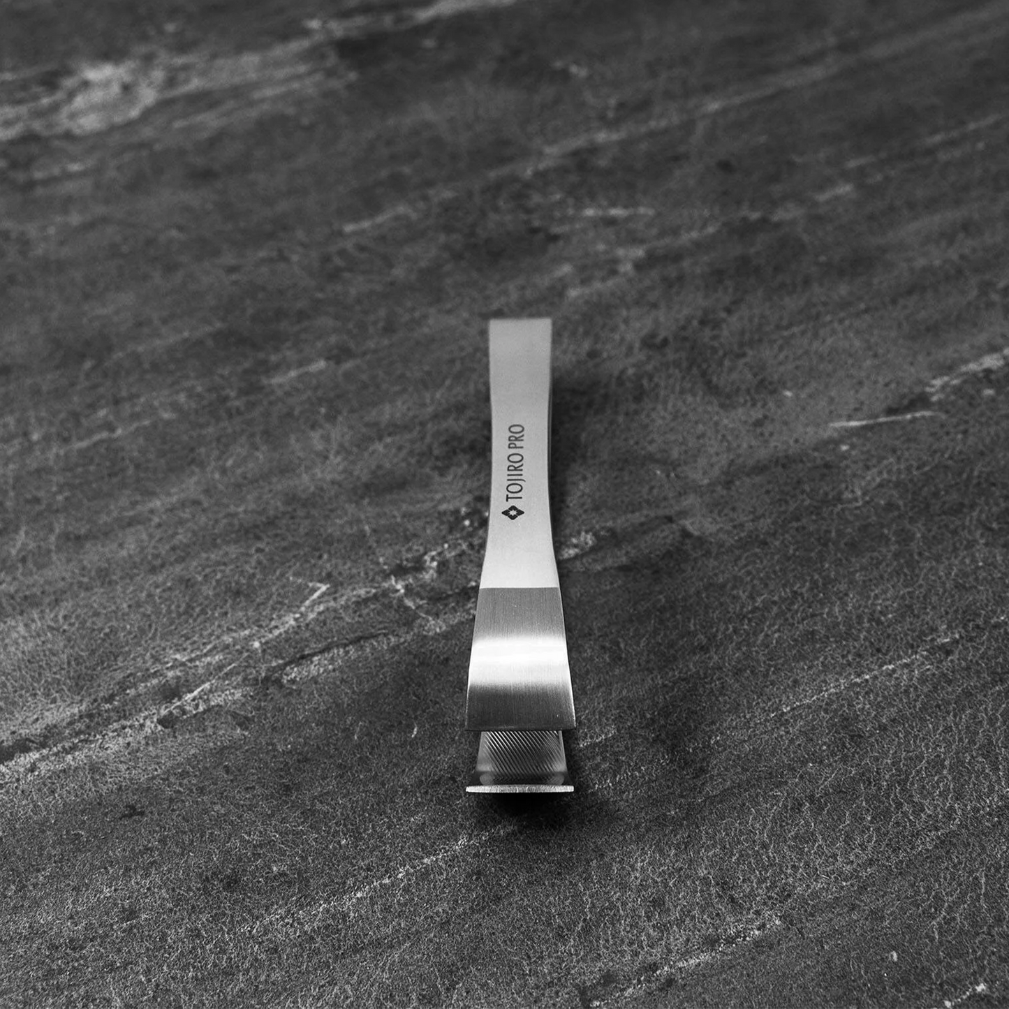 Tojiro "PRO" Fish Bone Tweezer - Kitchenly