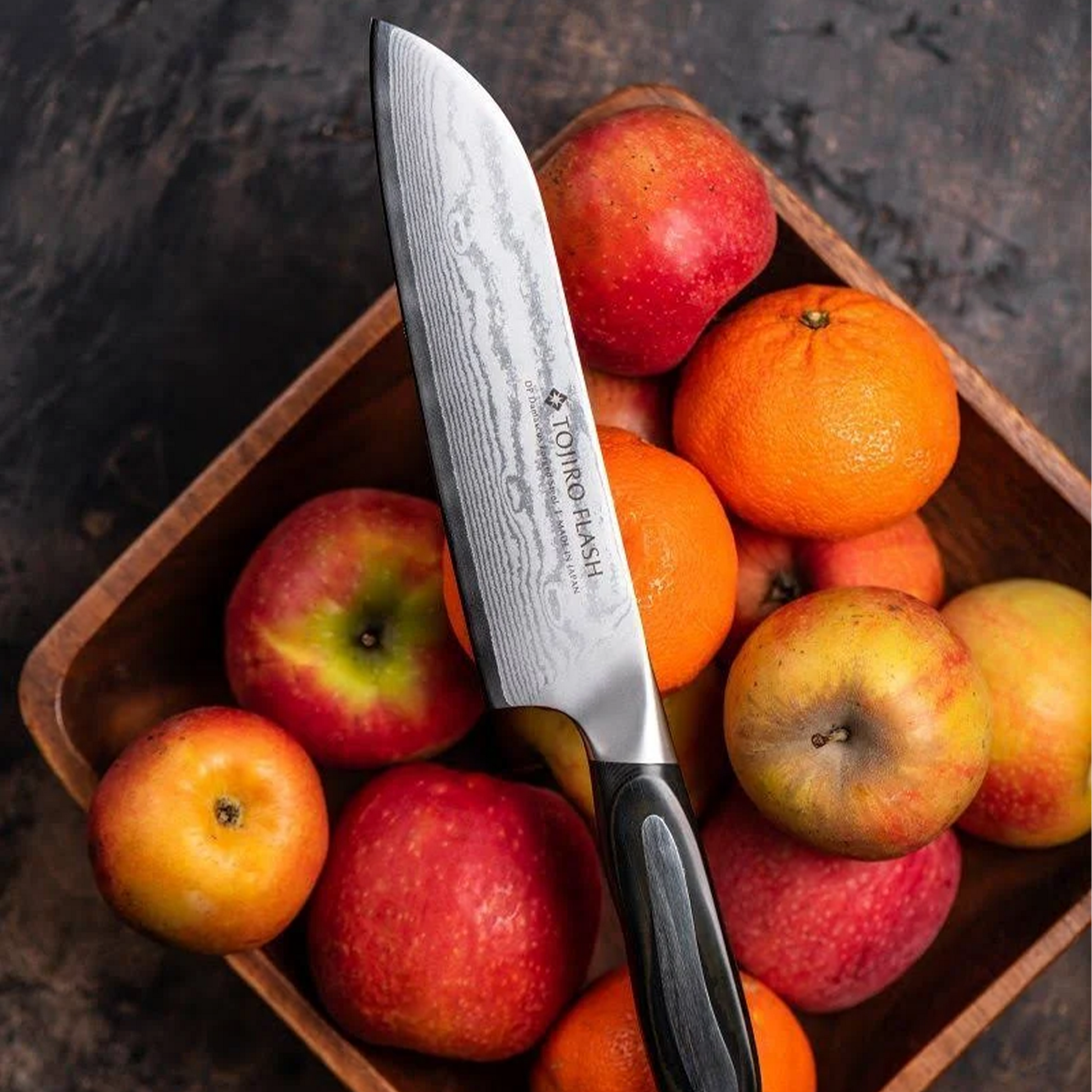 Tojiro Professional Flash Series Santoku Knife - 180mm - Kitchenly