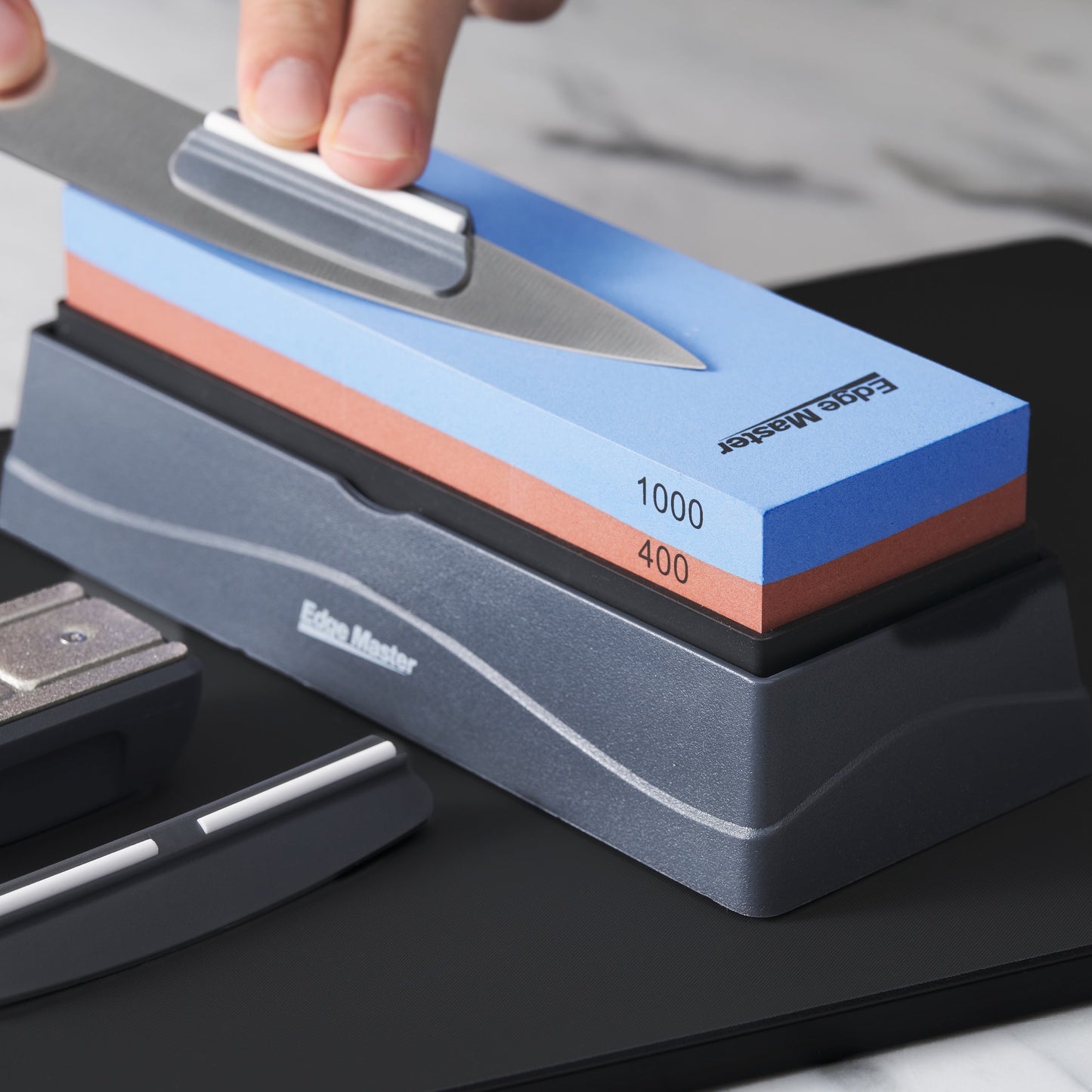 Edgemaster Professional Whetstone Sharpening System 400/1000 Grit