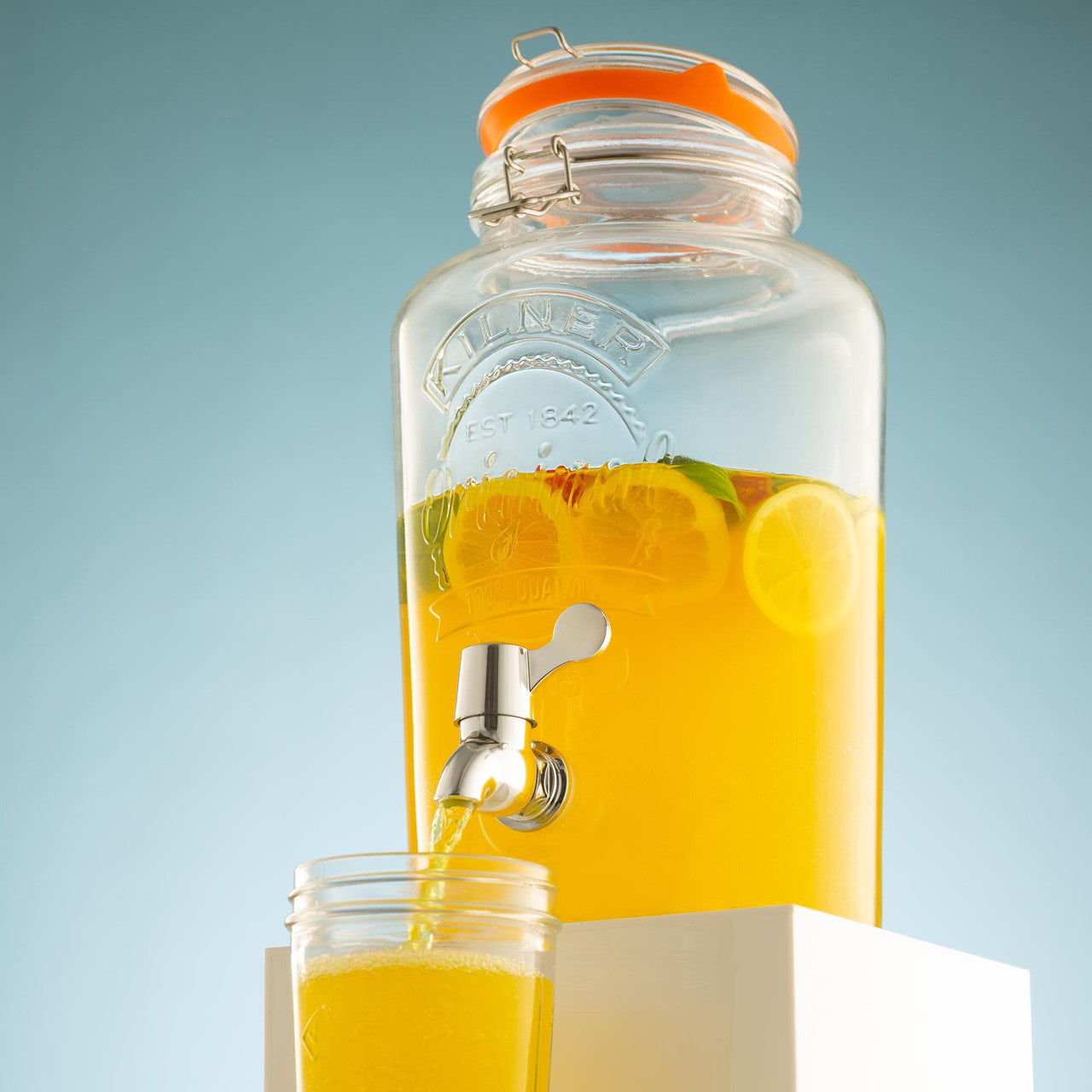 Clip Top Round Drinks Dispenser, 5 Litre