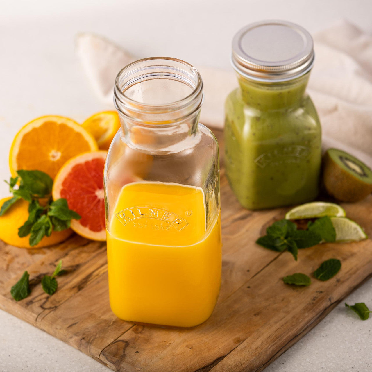 Juice & Sauce Bottle, 1 Litre