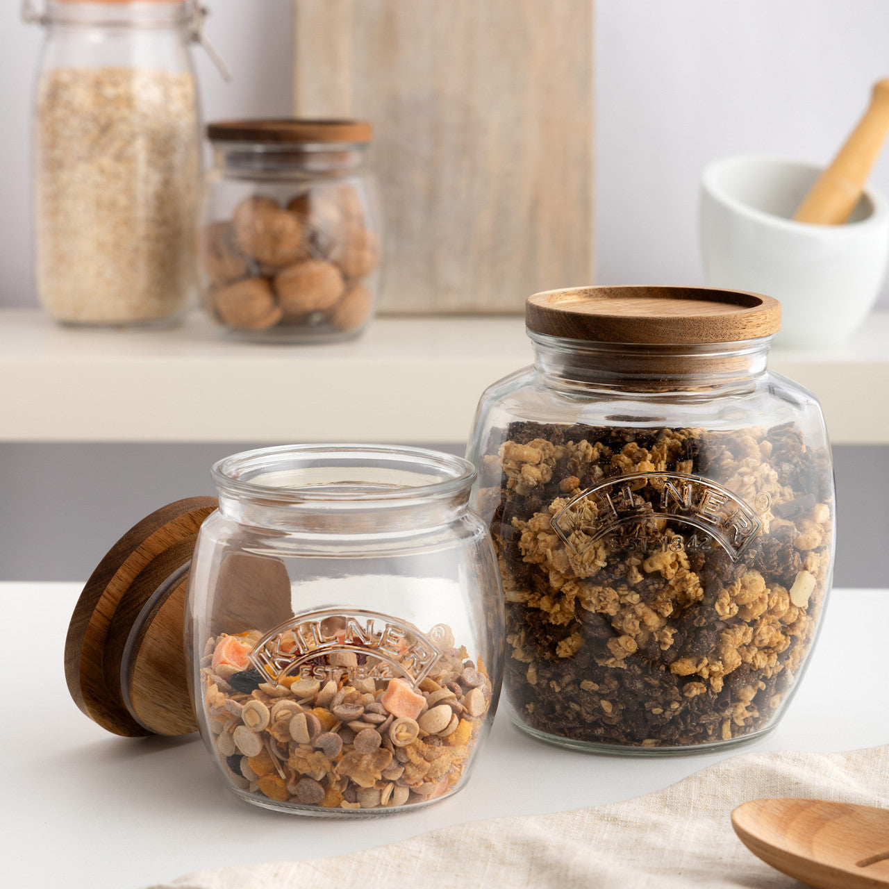 Universal Jar Acacia Wooden Lid, 850ml