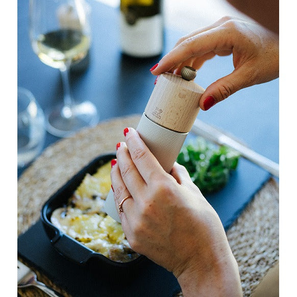 Line Pepper Mill, 18cm