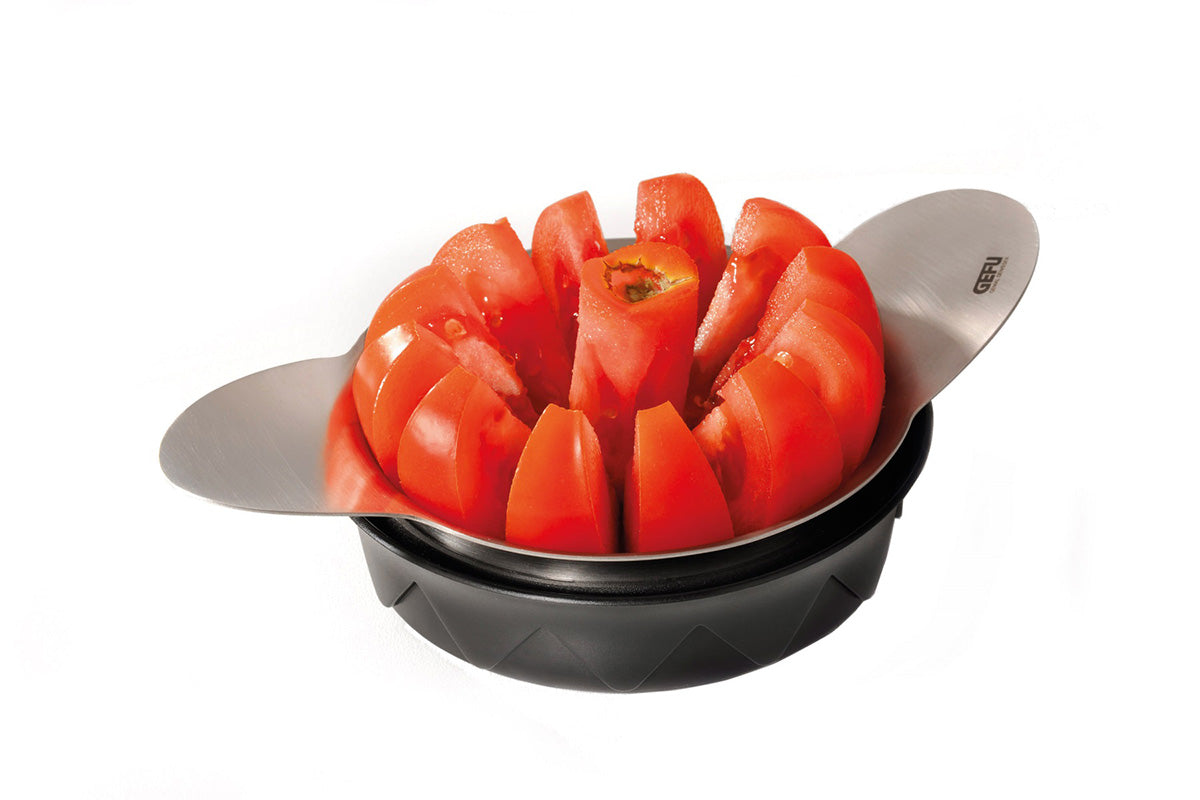 Tomato- and apple slicer POMO