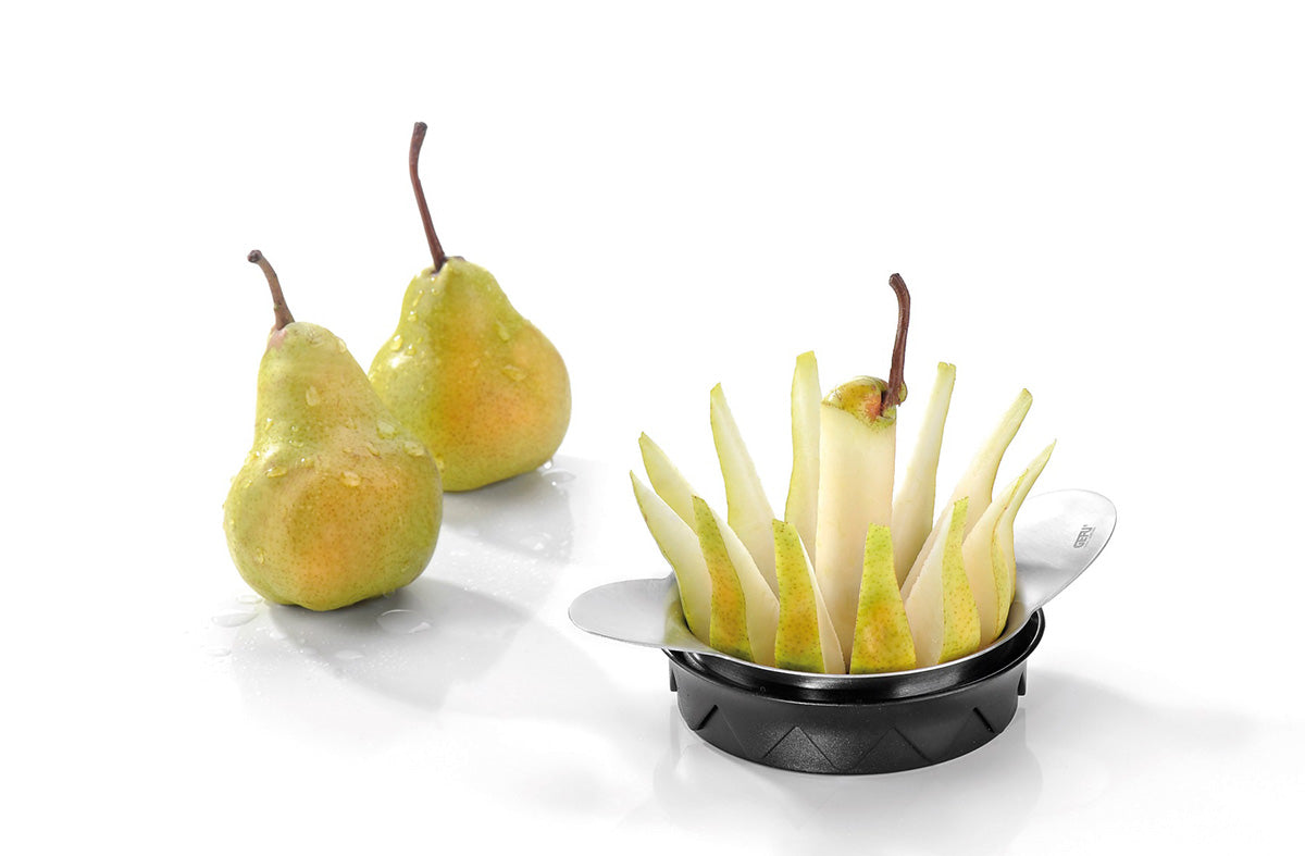 Tomato- and apple slicer POMO