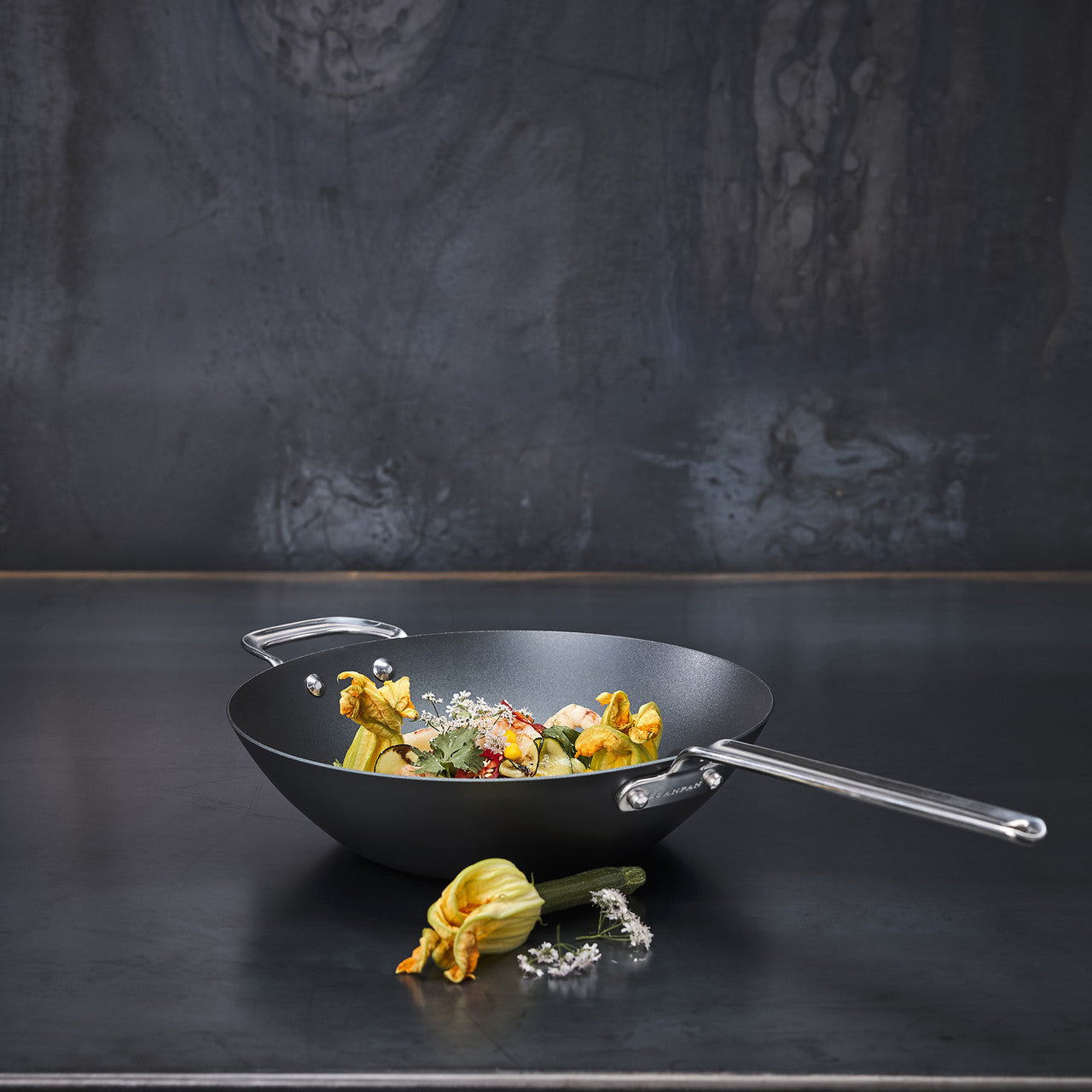 Black Iron Wok 30cm