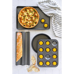 Perfect Crust Baking Tray, 39.5 x 27 x 2.5cm - Non-stick