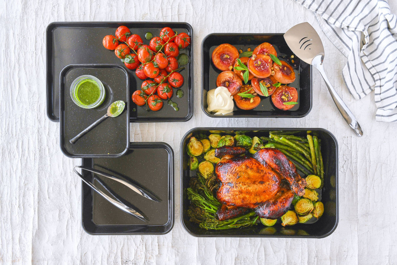 Professional Vitreous Enamel Baking Tray, 39 x 27 x 2cm - Non-stick