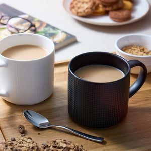 Bundanoon Mega Straight Mug Embossed Black & White 500ml - Set of 4