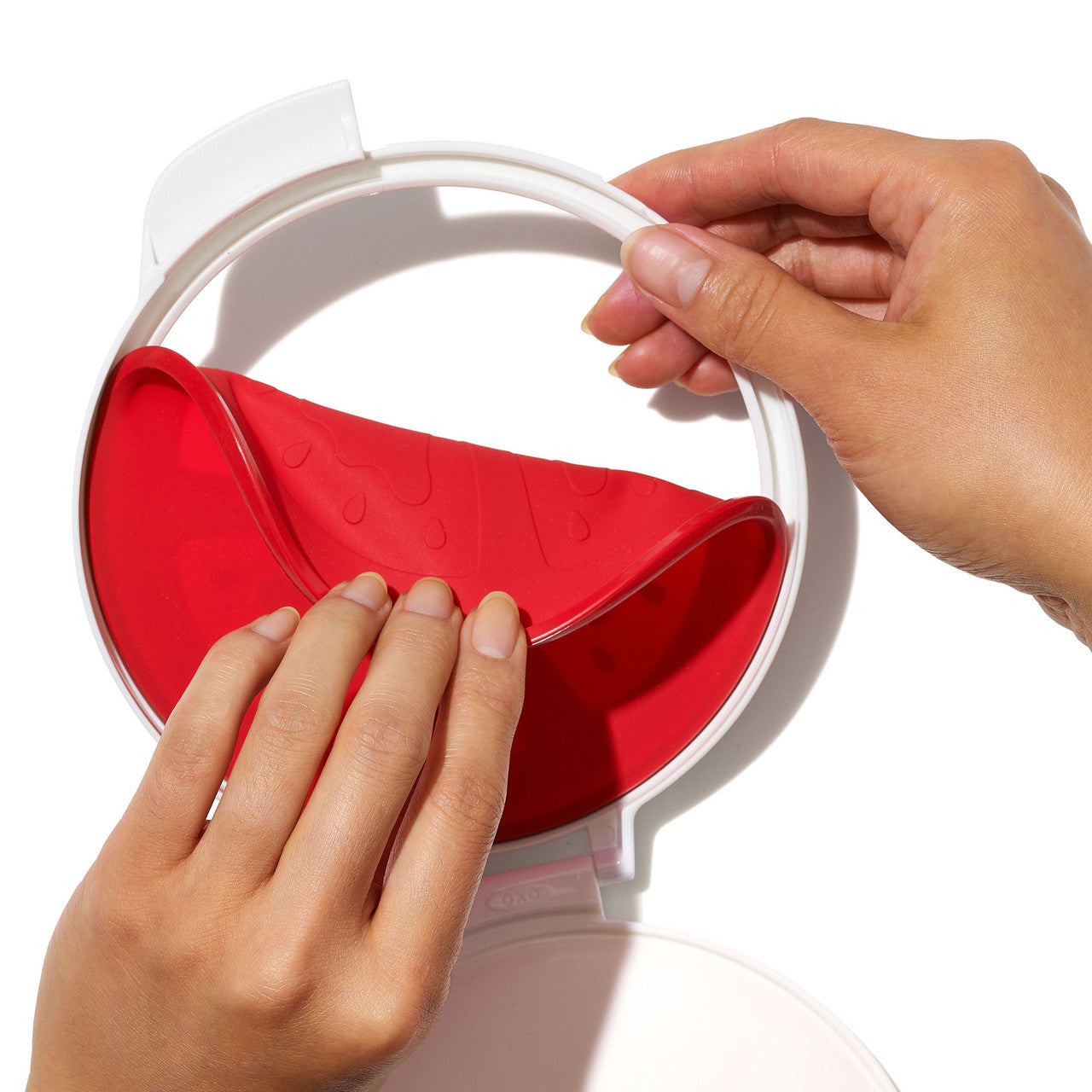Cut & Keep Silicone Tomato Saver