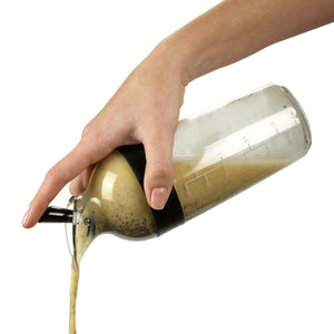 Good Grips Salad Dressing Shaker - Black