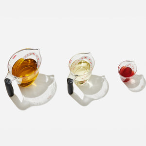 Angled Measuring Cup - 4 Cup/ 1L