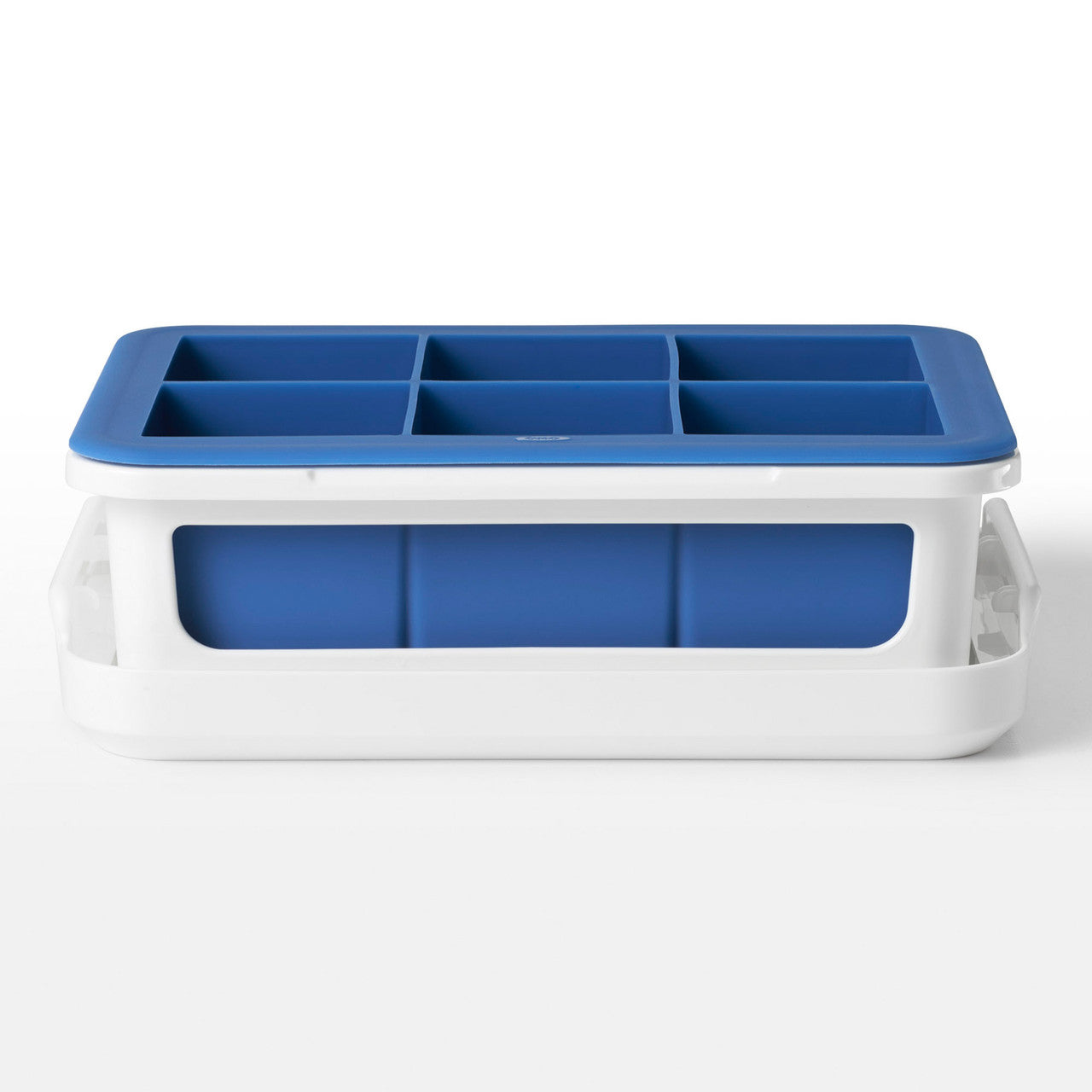 Covered Silicone Ice Cube Tray - Large Cubes