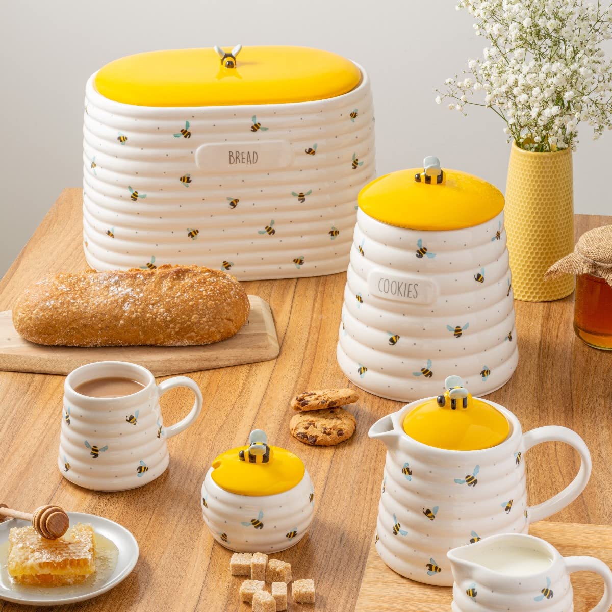Price & Kensington Sweet Bee Hug Mug 350ml
