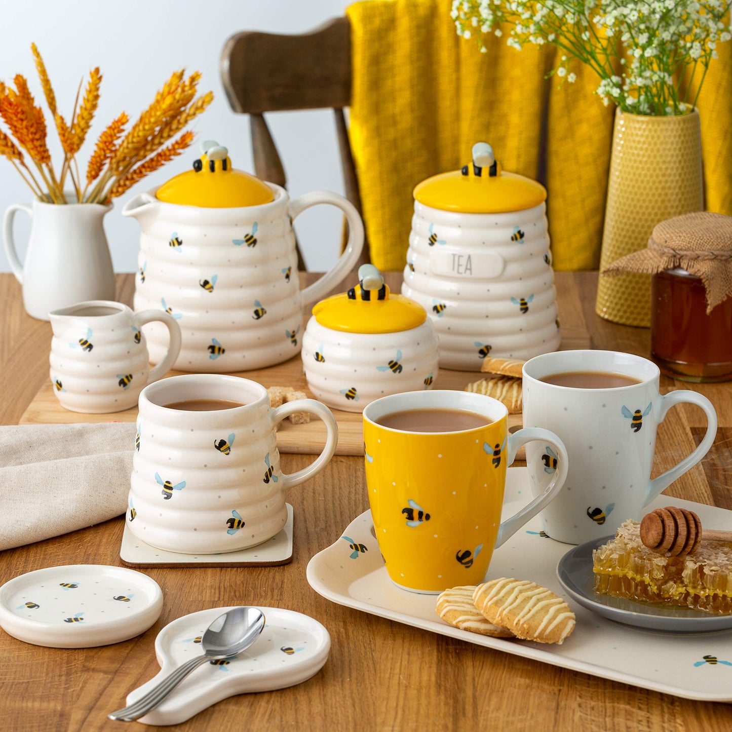 Price & Kensington Sweet Bee Tea Pot 4 Cup 850ml