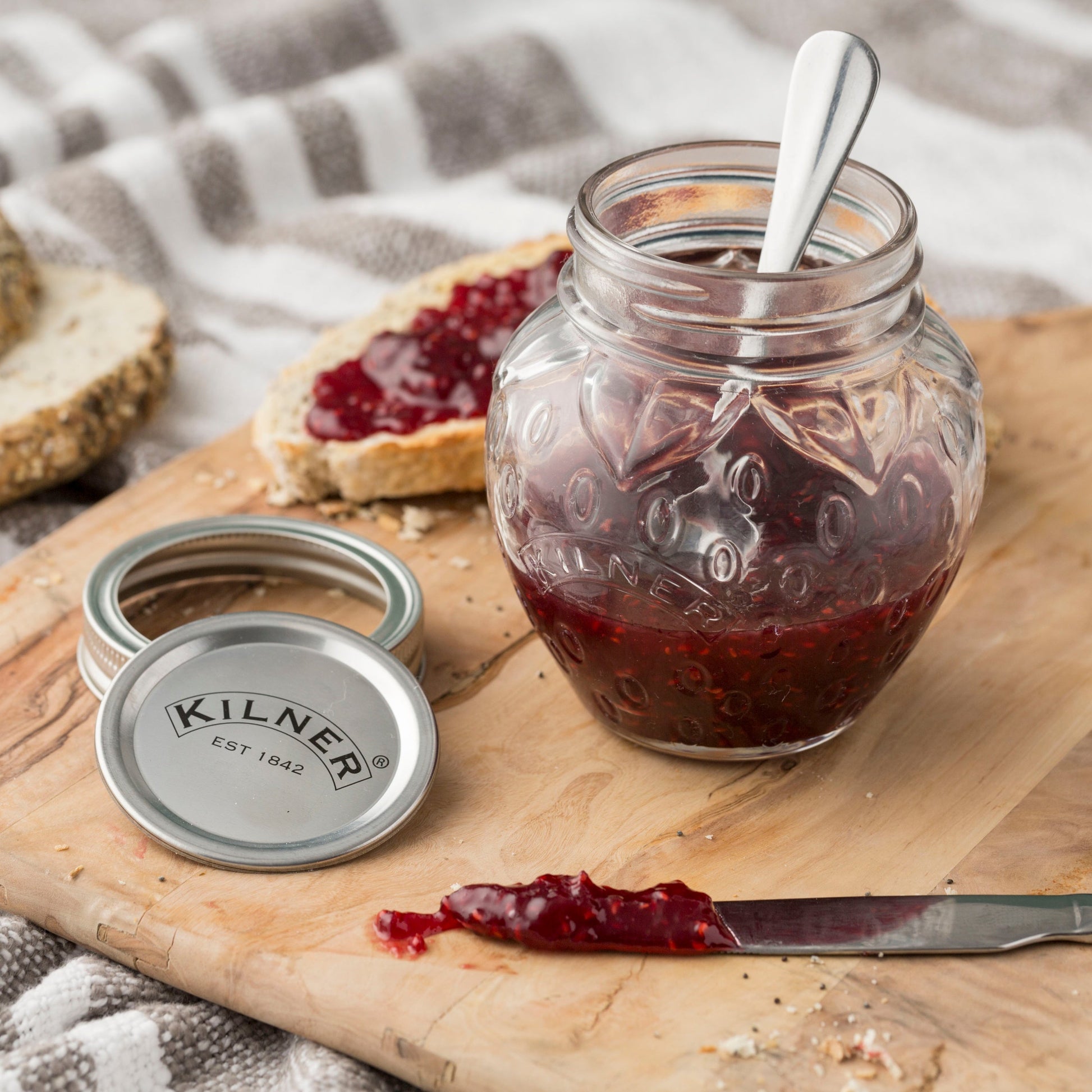 Strawberry Fruit Preserve Jar, 400ml