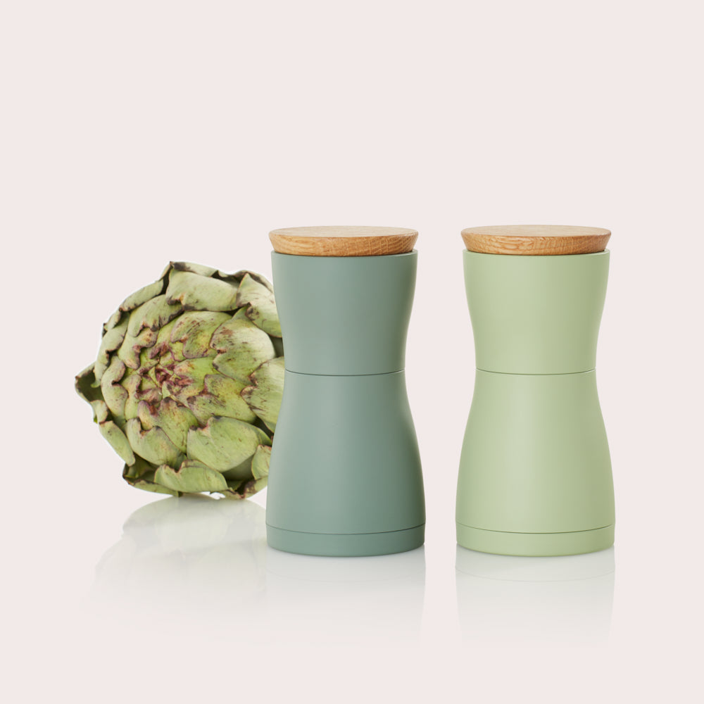 Twin salt and pepper mill set