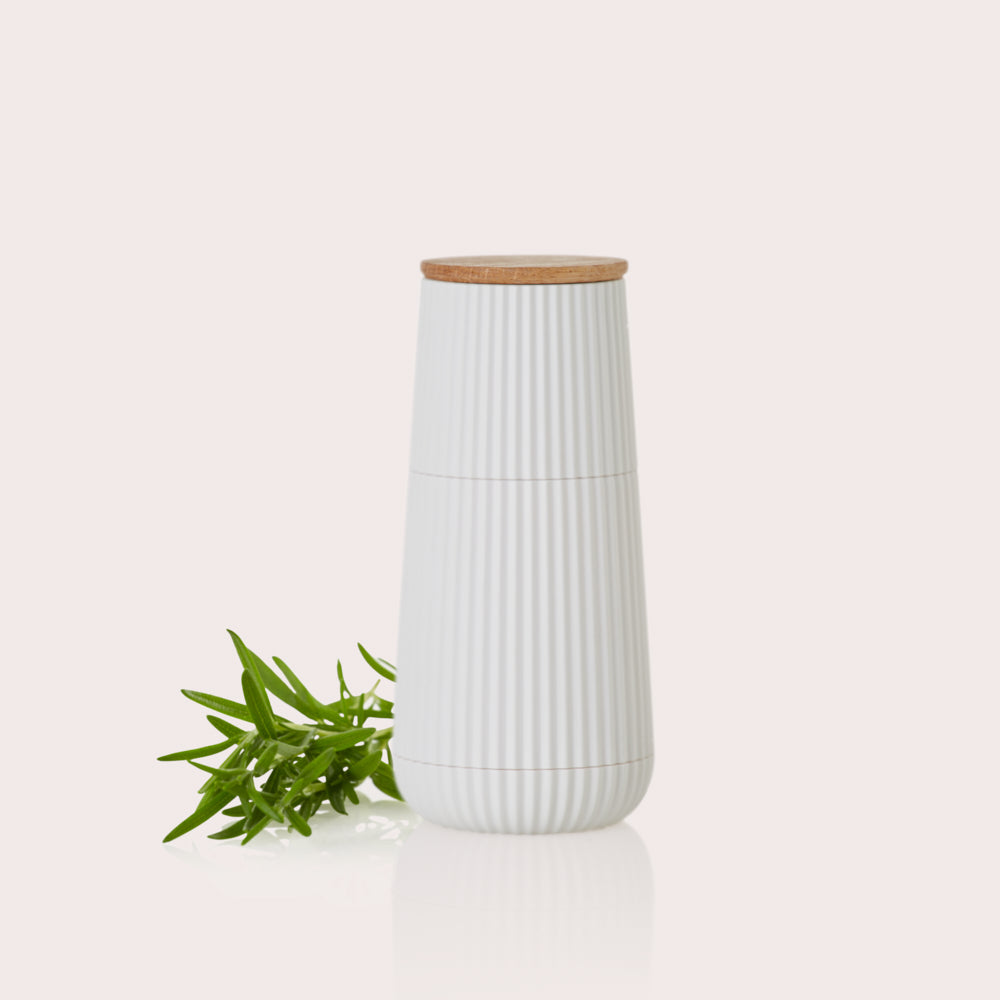 Scape salt and pepper mill set