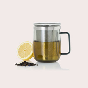 Yuna tea glass with tea infuser