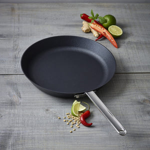 TechnIQ Modern Skillet - 26cm