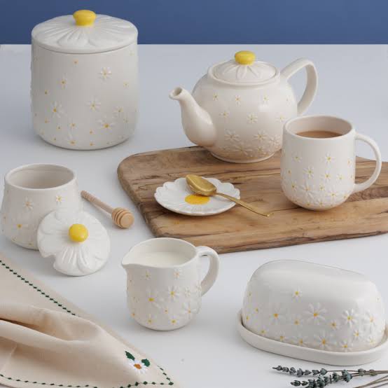Price & Kensington Daisy Butter Dish 8×17.1×11.4cm